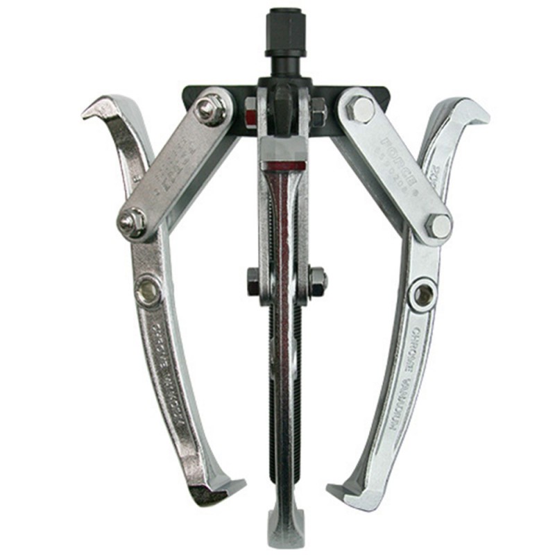 Pullers, wrecking bars and other accessories 