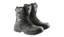 Insulated safety boots
